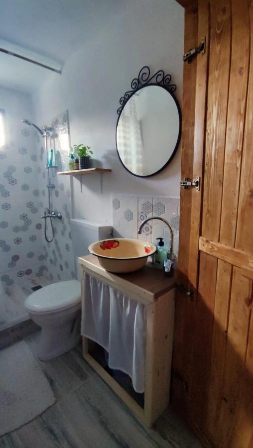La Casuta Villa Fieni Luaran gambar
