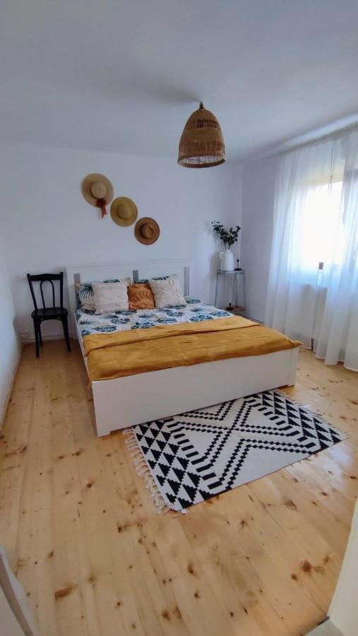 La Casuta Villa Fieni Luaran gambar