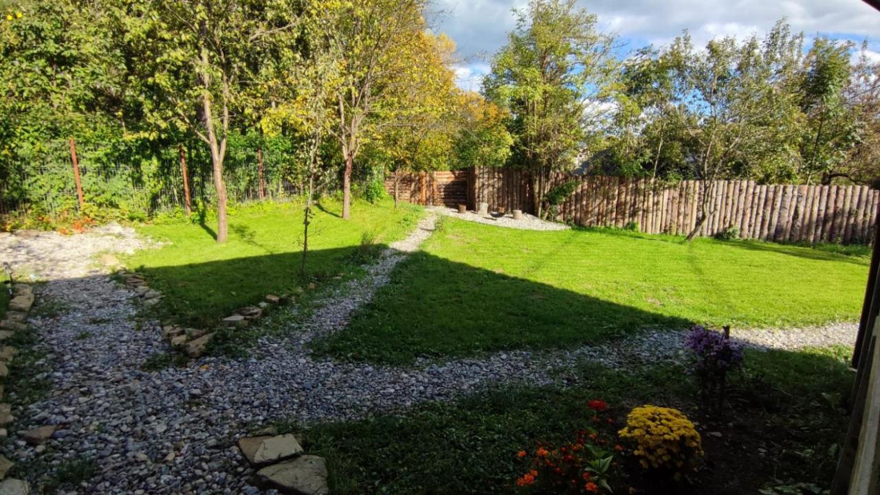 La Casuta Villa Fieni Luaran gambar